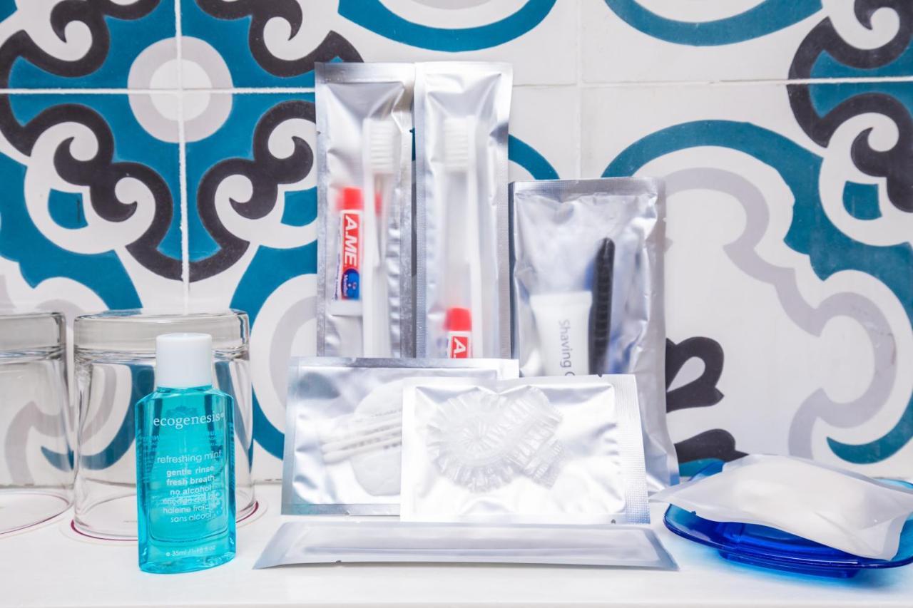 Family Room,1086601414:JPEG