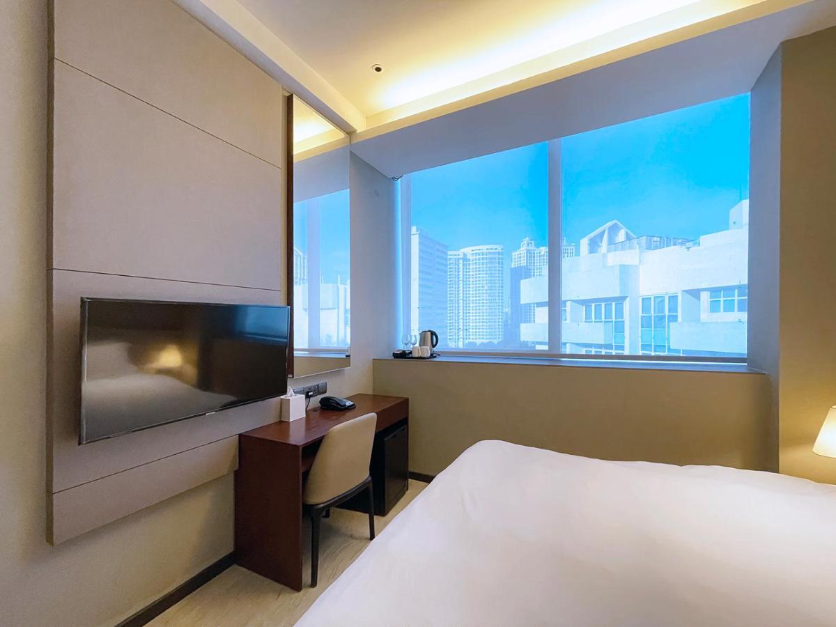 One-Bedroom Apartment,1138616119:JPEG