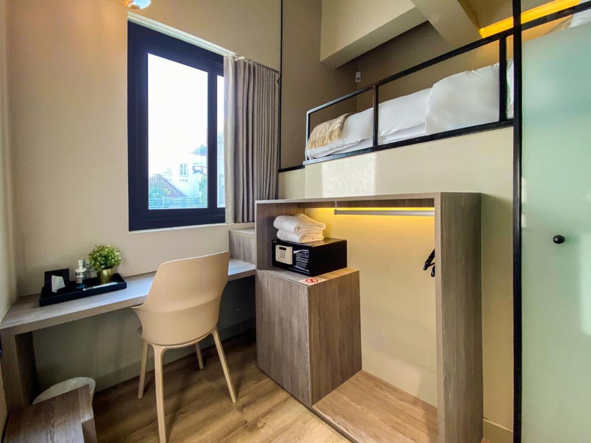 Double Window DAYUSE 5 Hours 10AM-3PM