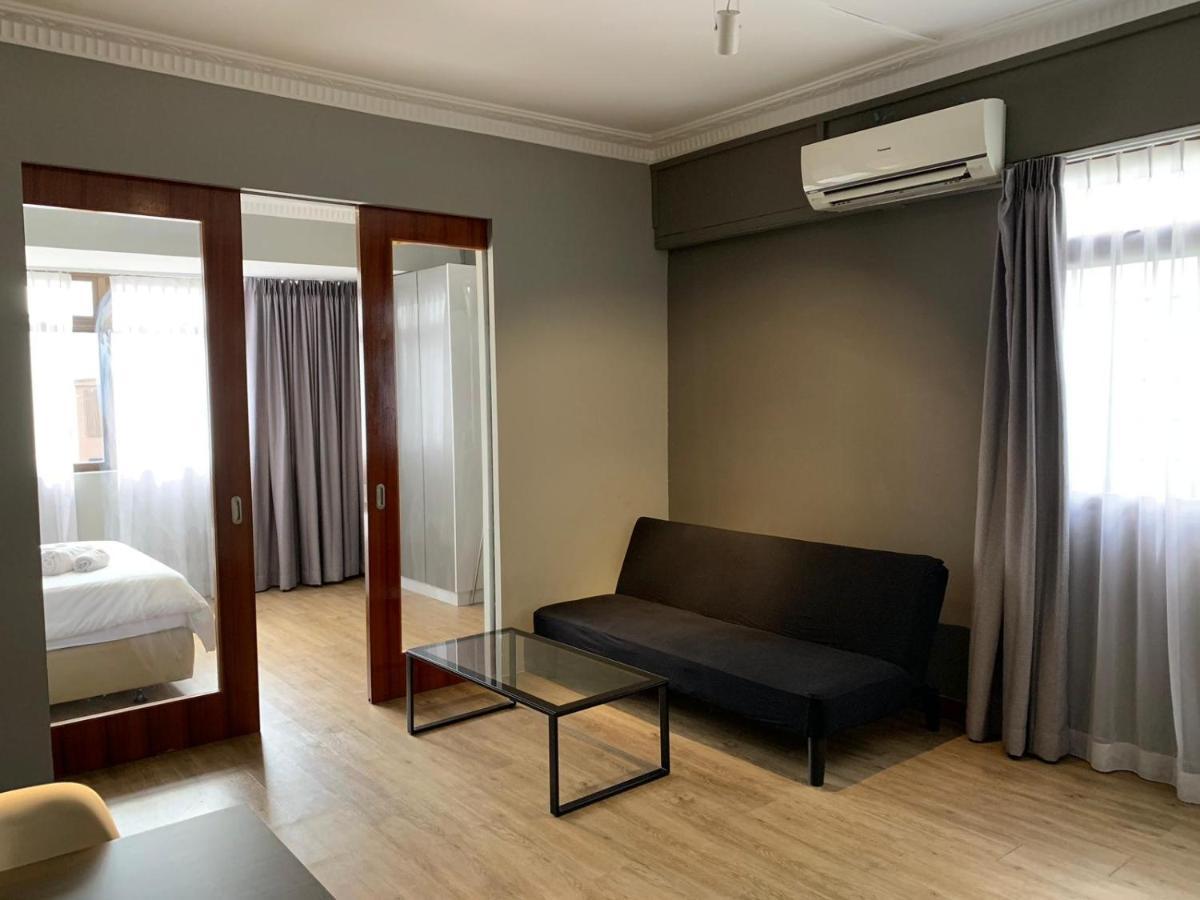 Deluxe One-Bedroom
