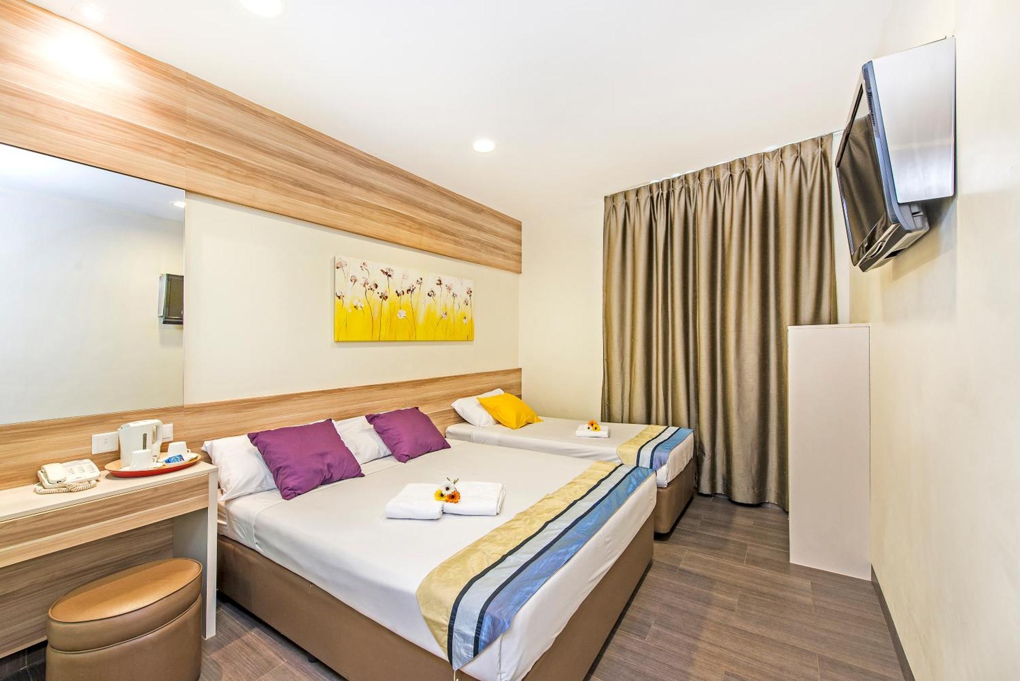 Triple Room