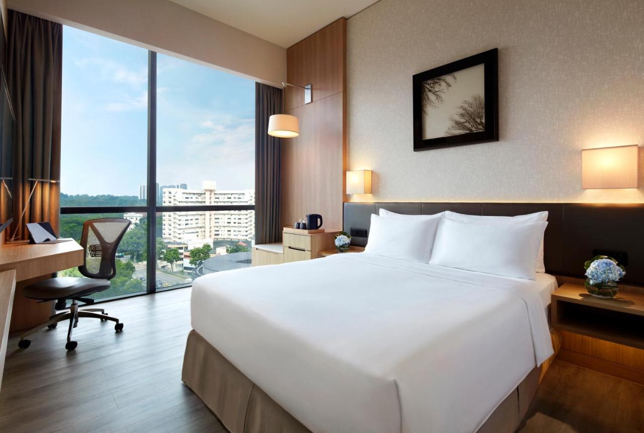 Superior Queen Room