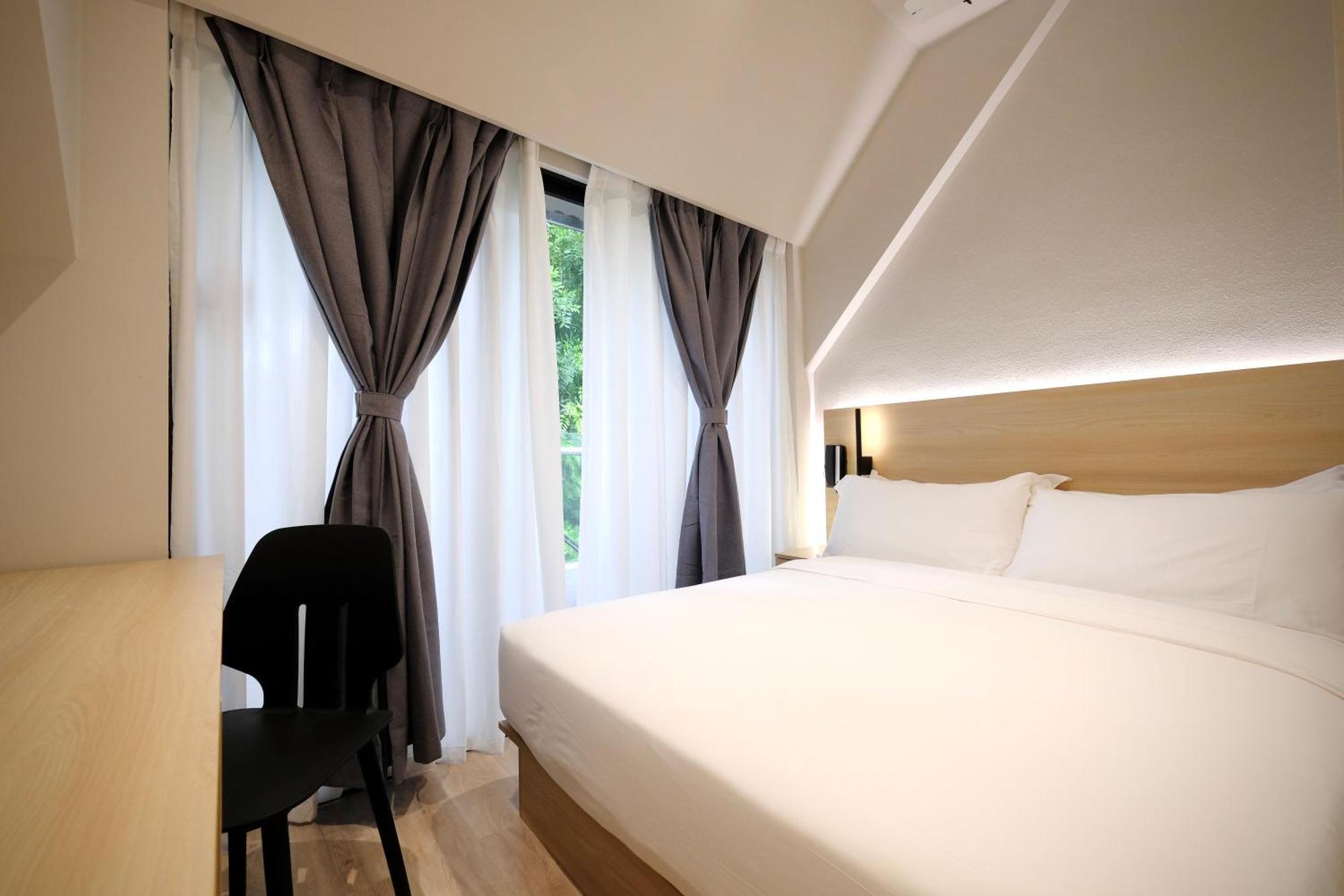 Double Room Balcony,1555027129:JPEG