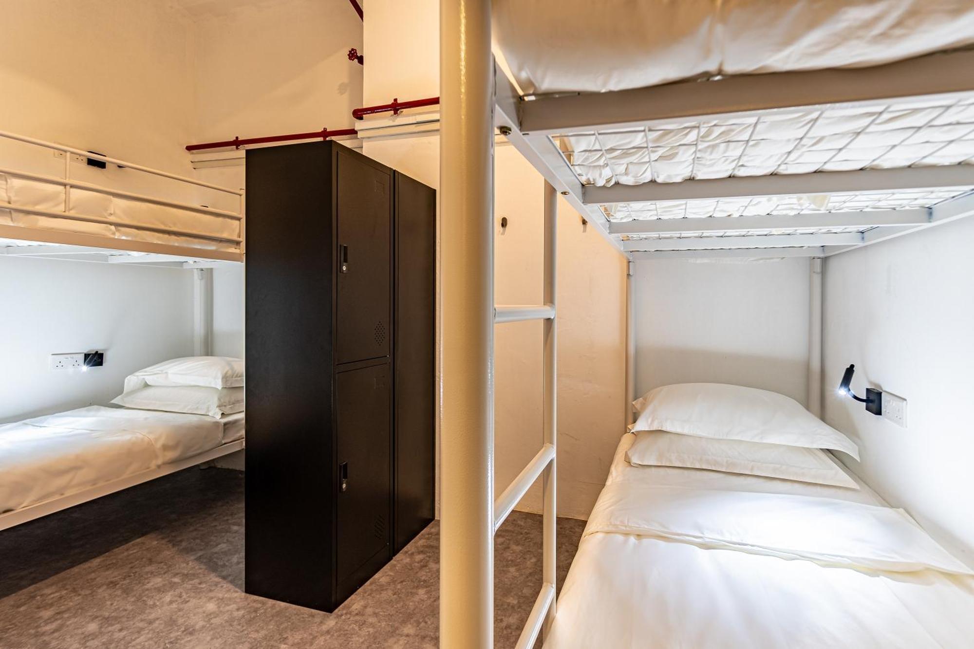 Private 4 Bed with Shared Bathroom