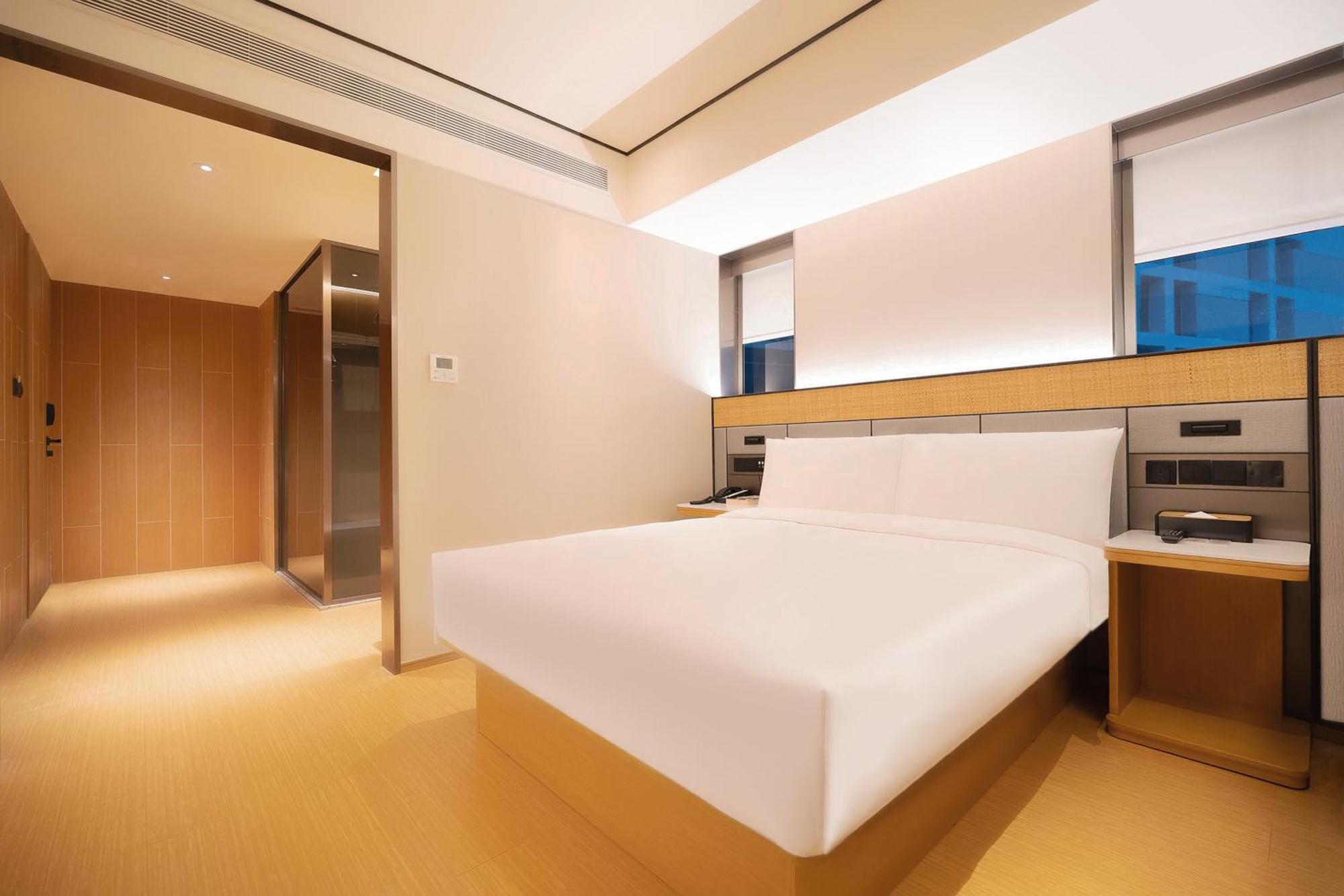 Deluxe Double Room,1673933890:JPEG
