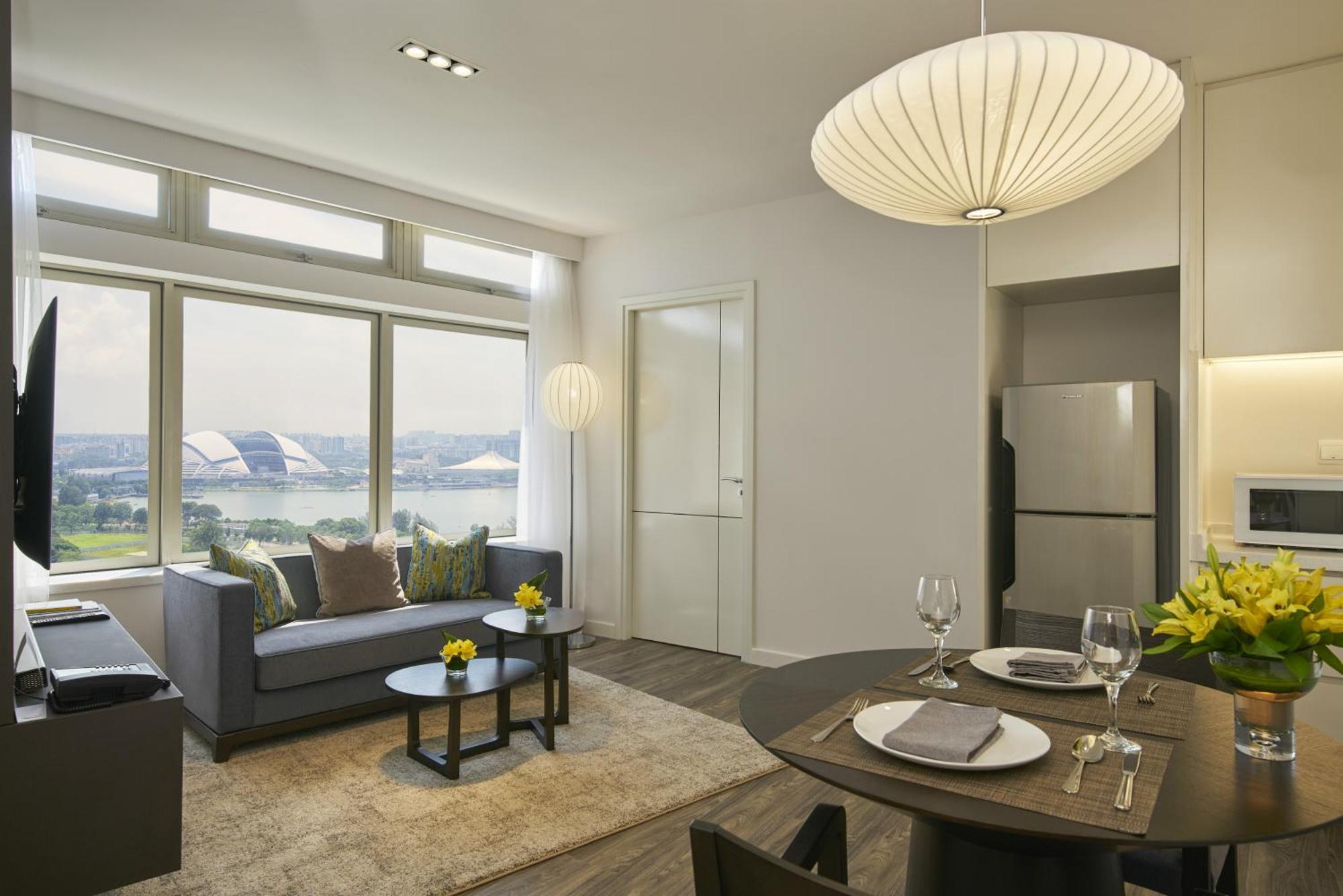 Deluxe One-Bedroom Apartment