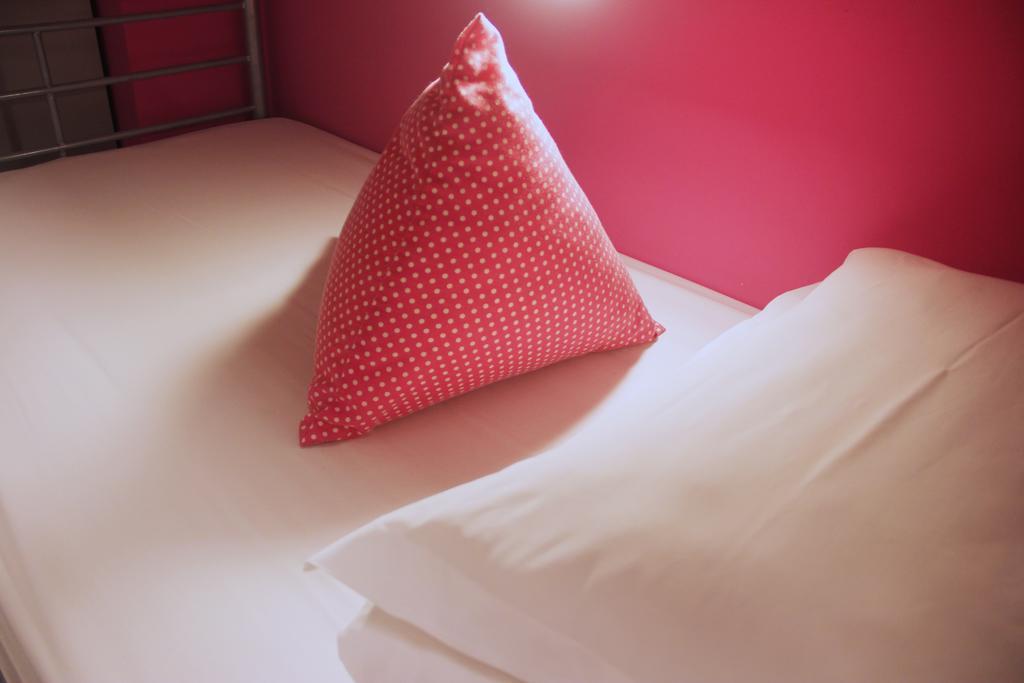 Bed 6-Bed Female Dormitory Room