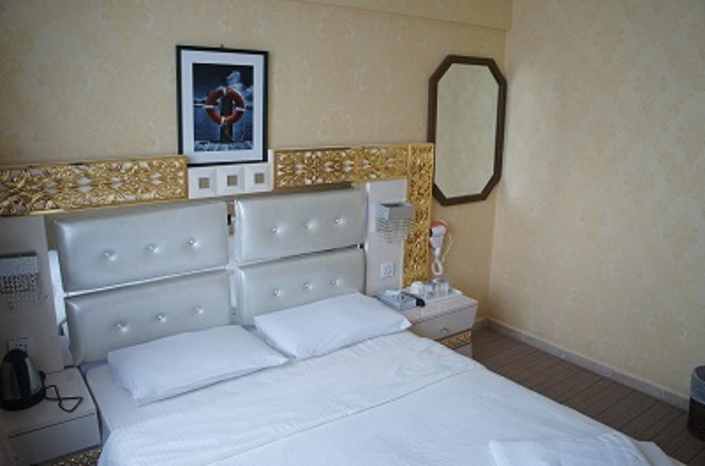 Grand Deluxe Double Room