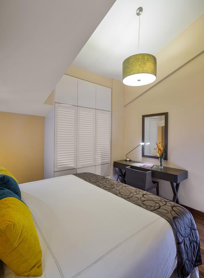 Townhouse Suite,665690187:JPEG