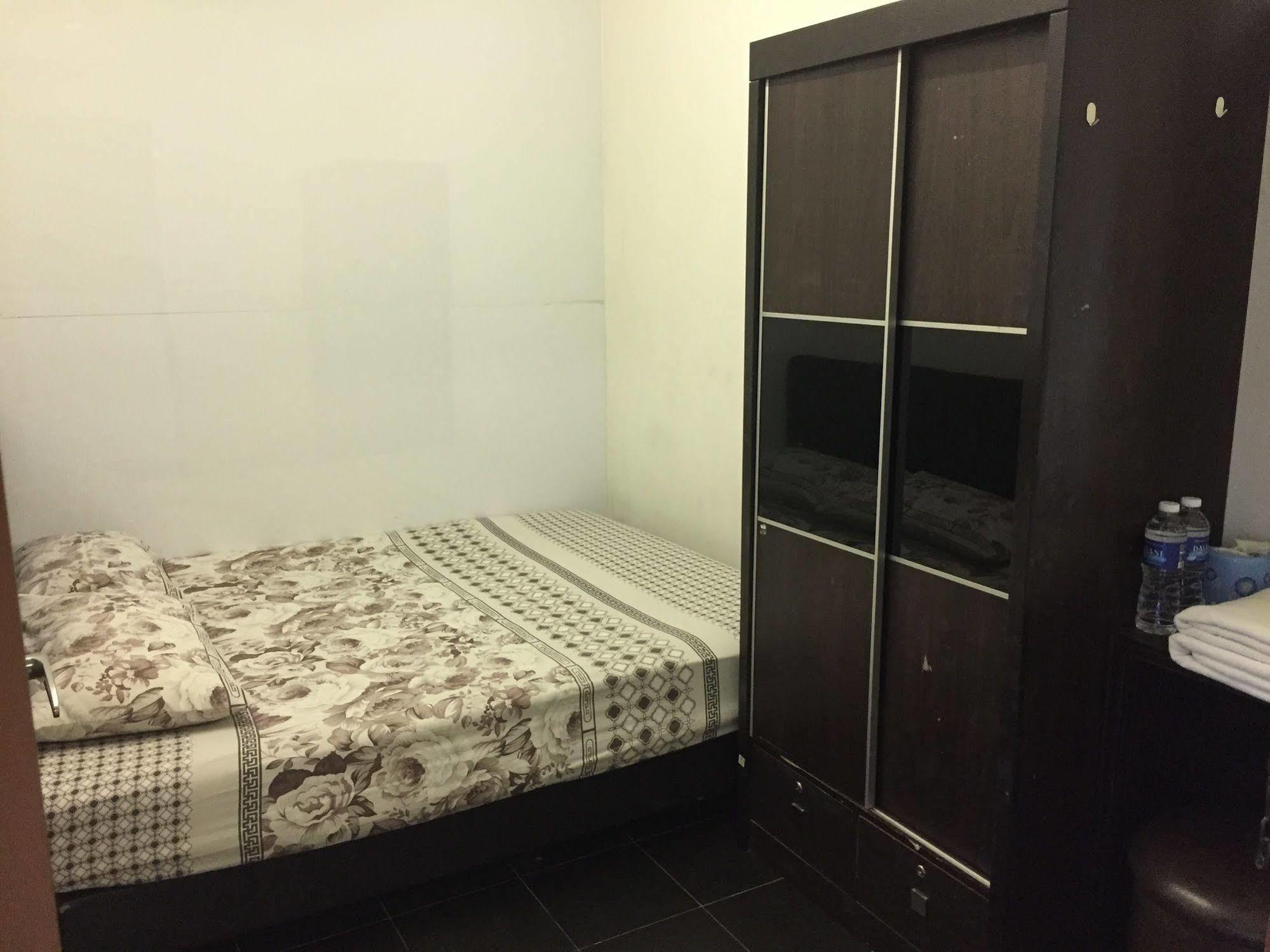 Budget Doppelzimmer mit Gemeinschaftsbad