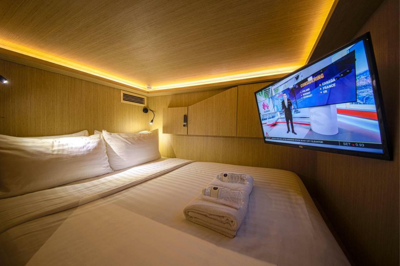 Private Room with 2 Queen Capsules,889115122:JPEG