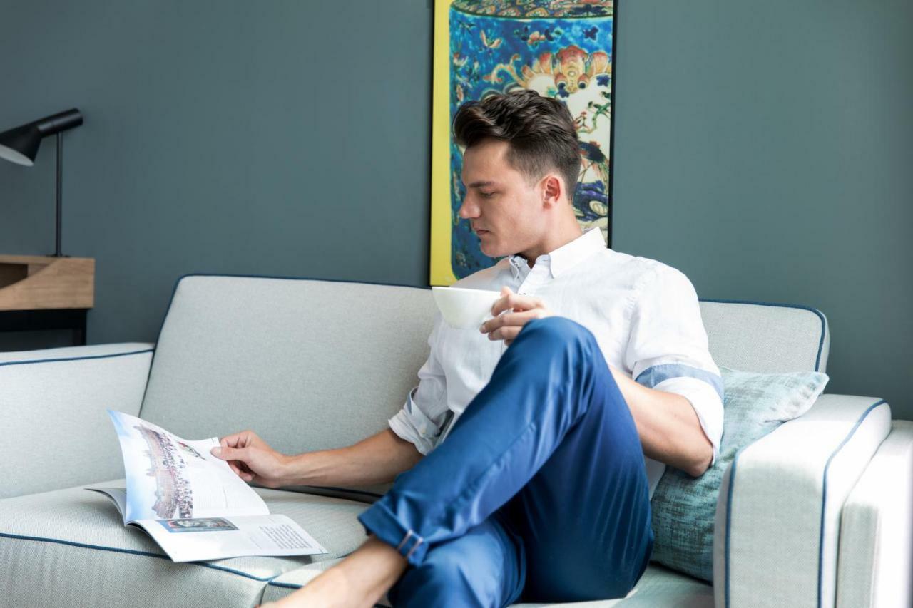 Studio,894798811:JPEG