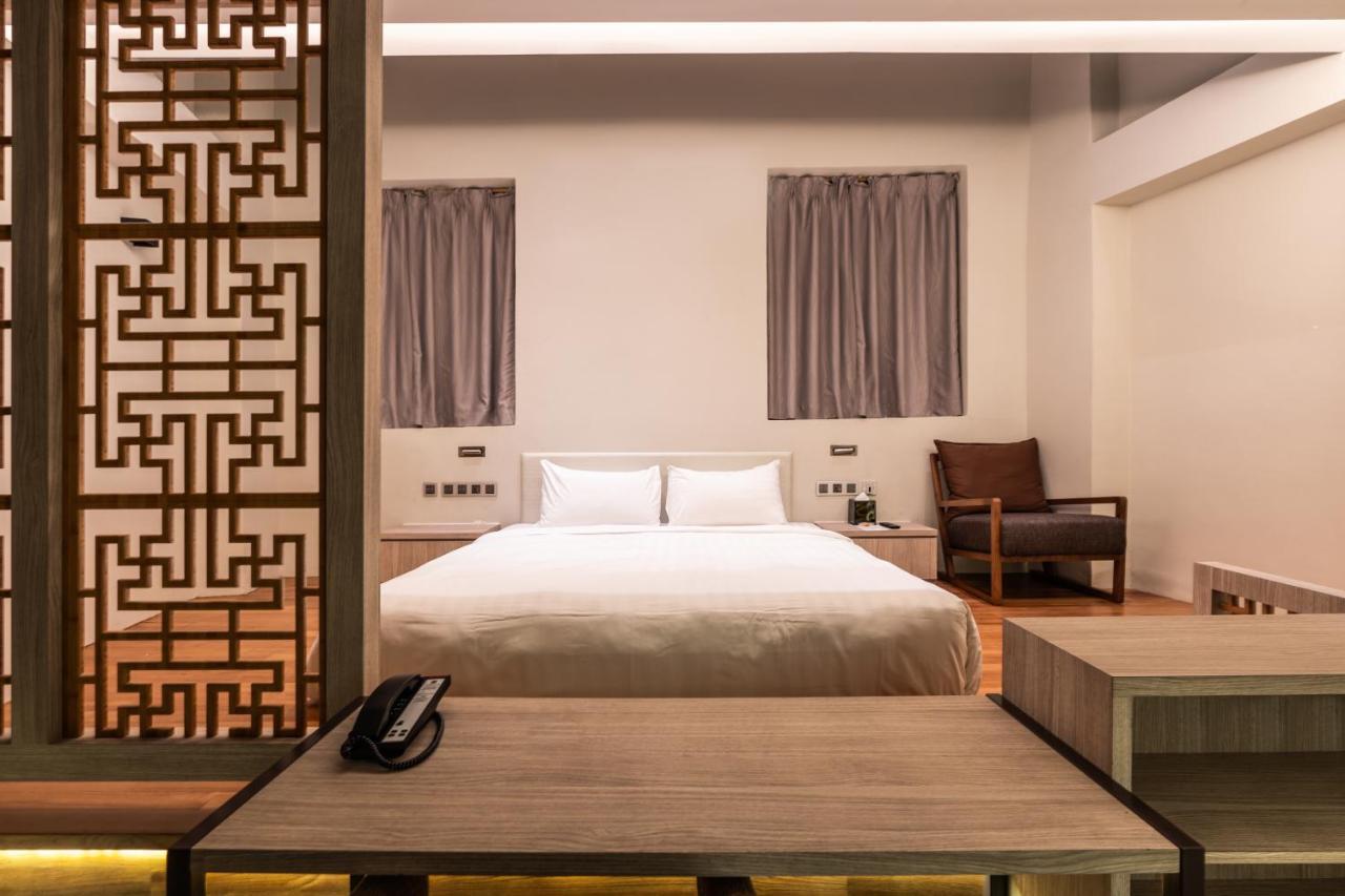 Deluxe Family Room,989172703:JPEG