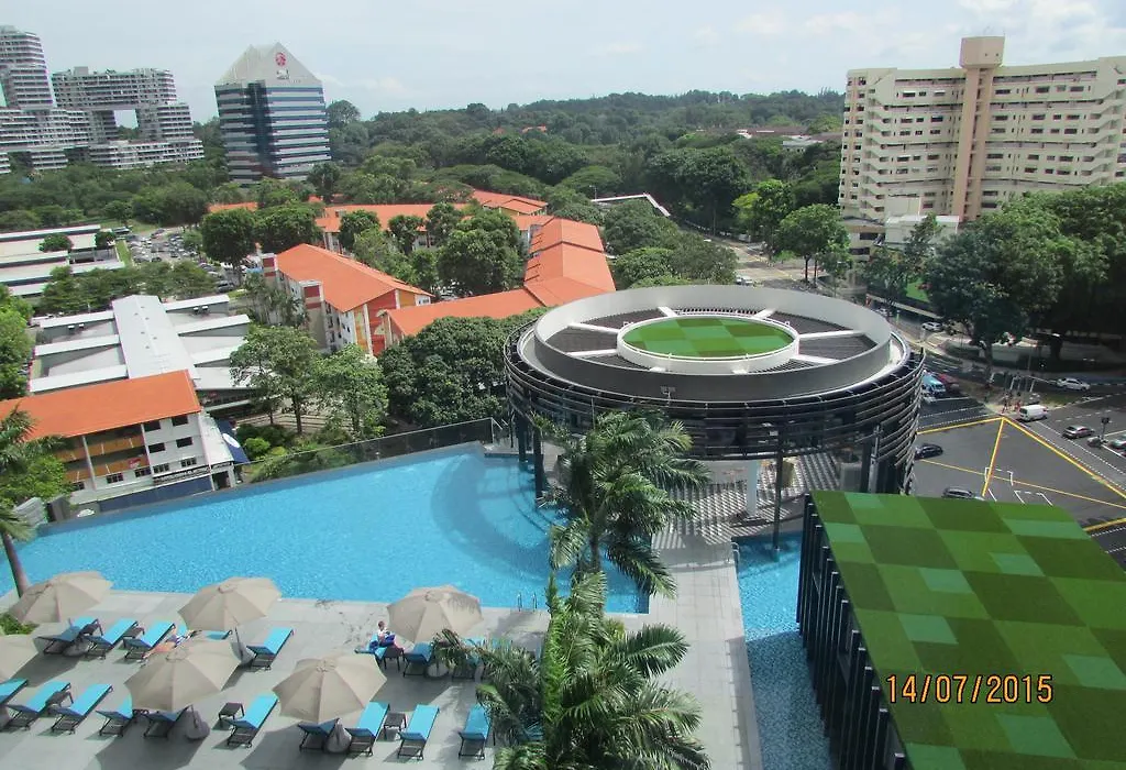 Momentus Hotel Alexandra-1