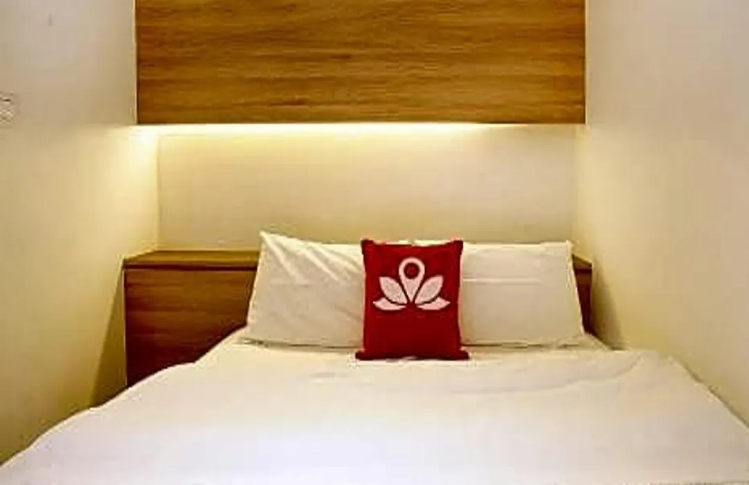 Zen Rooms Arab Street-1