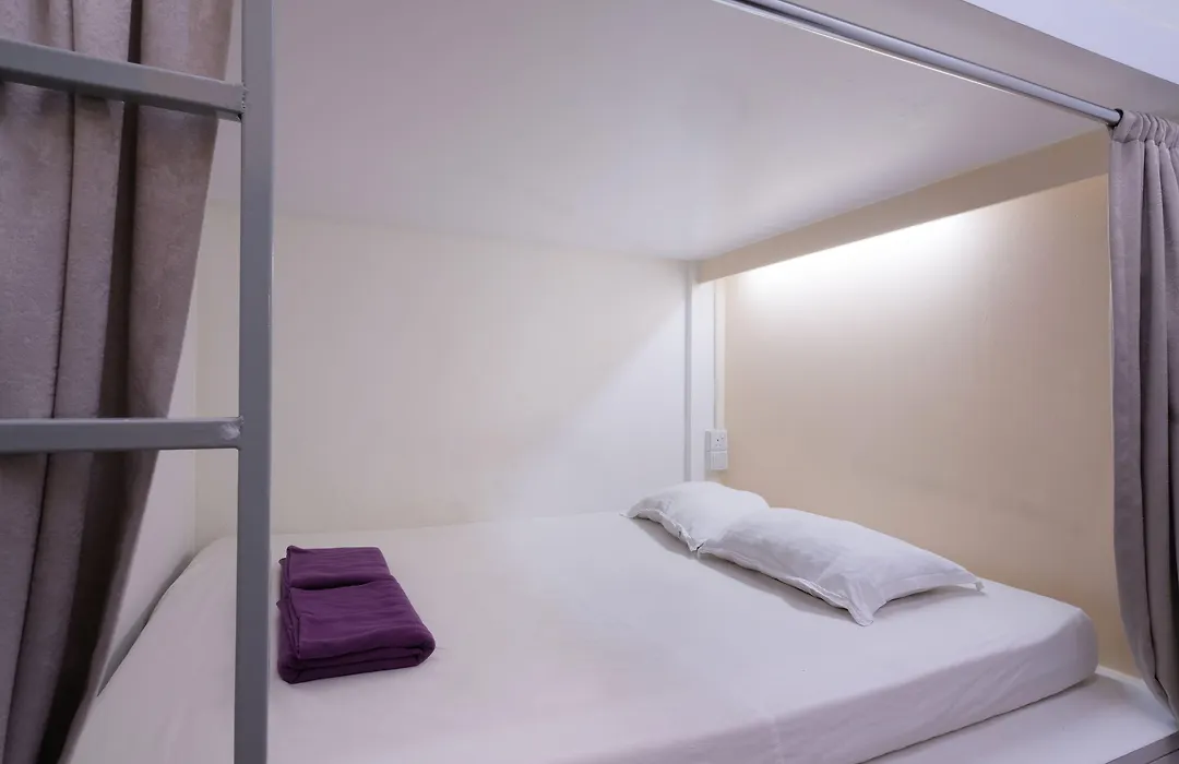 Pillow Talk Hostel-1