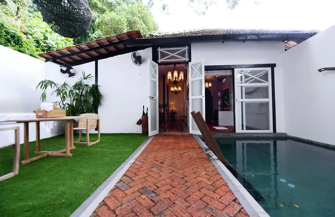 Labrador Villa (Adults Only)-1