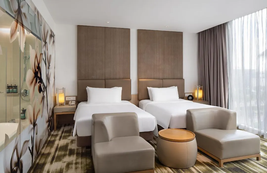 Crowne Plaza Changi Airport By Ihg-1