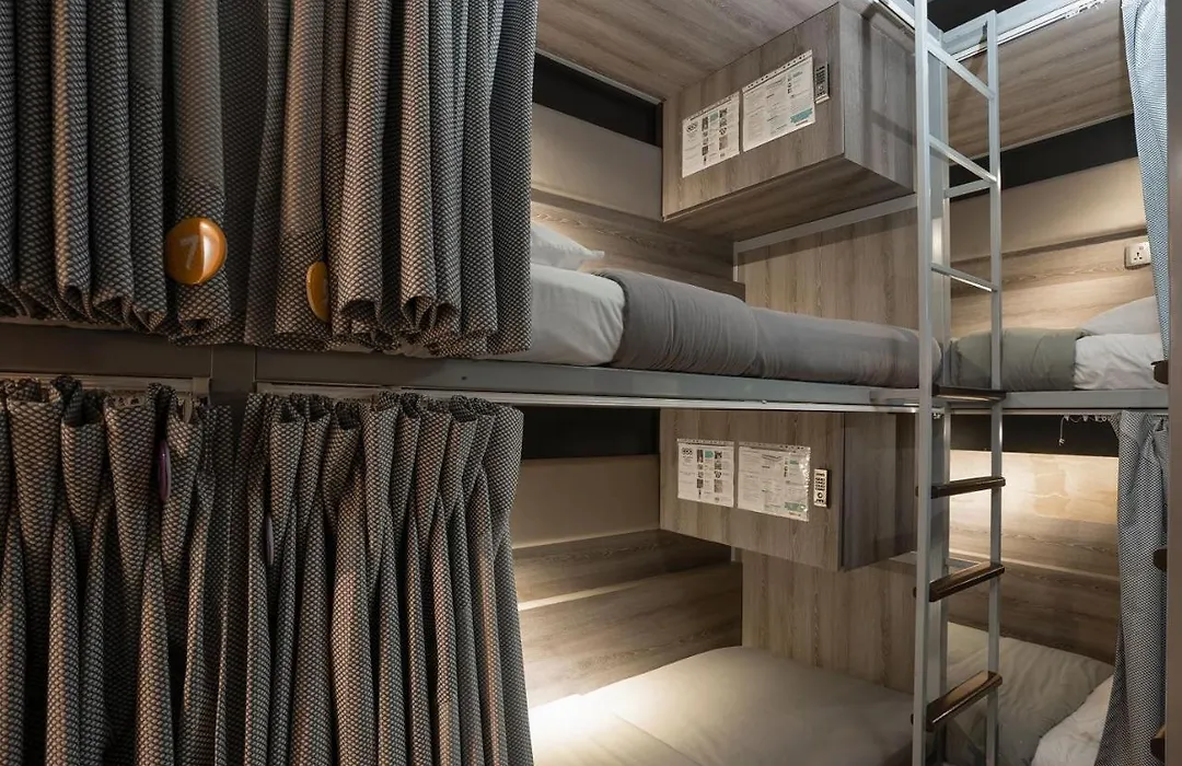 Thad'S Boutique Hostel-1