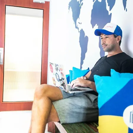 Draper Startup House For Entrepreneurs-3