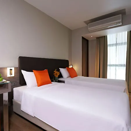 Aqueen Hotel Kitchener-3