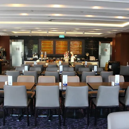 Aqueen Hotel Paya Lebar-2