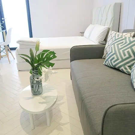 Comfy Studio 2 By Ong Realty-3