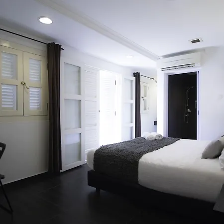 Harbour Ville Hotel - Hamilton-2