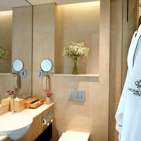 Momentus Hotel Alexandra-2