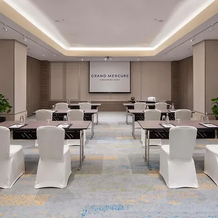 Grand Mercure Singapore Roxy-2