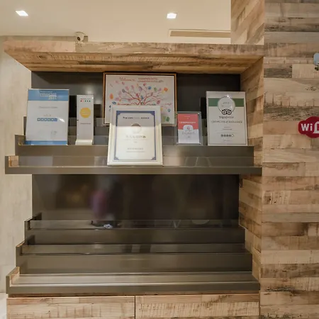 Champion Hotel-2