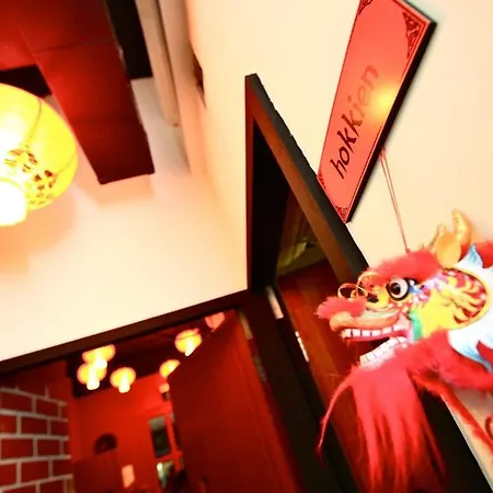 Beds & Dreams Hostel-3