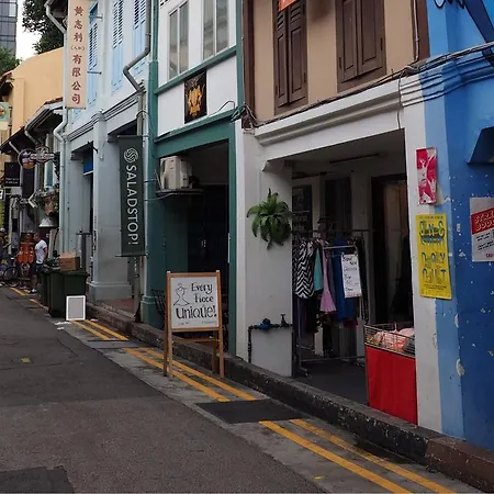 Zen Rooms Arab Street-2