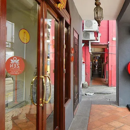 Zen Rooms New Bridge Road-3