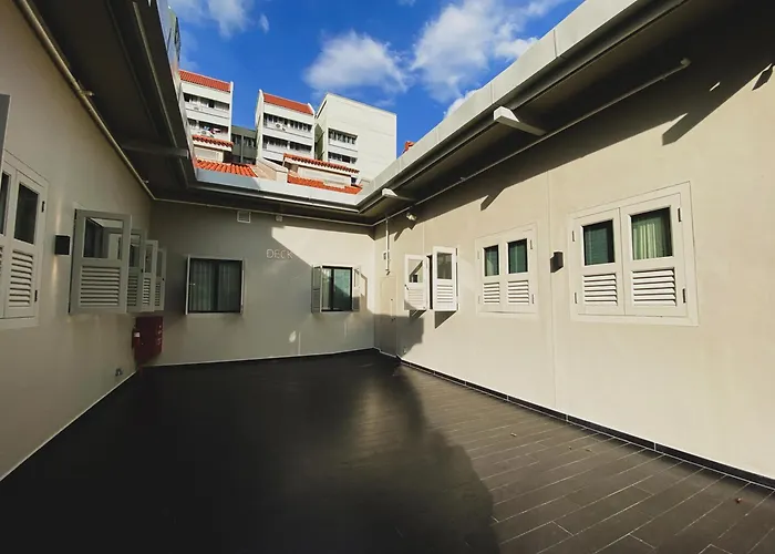 St Signature Jalan Besar Singapura