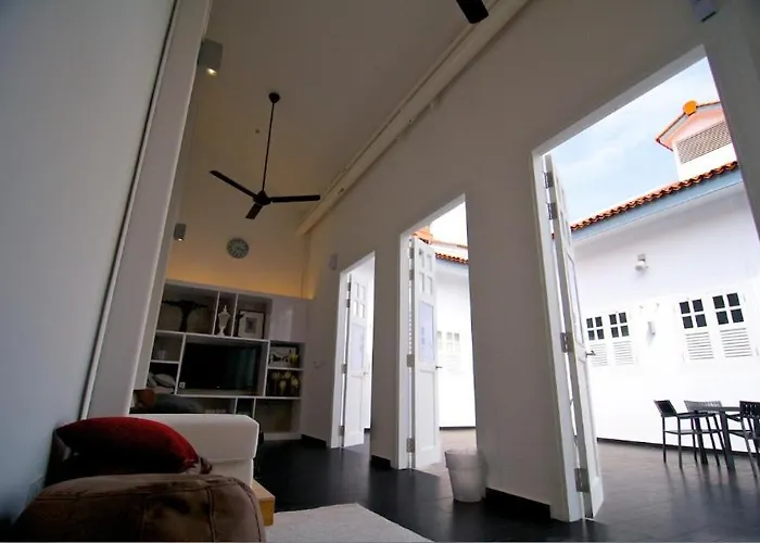 Bunc Hostel Singapore