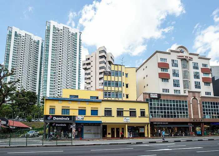 Fragrance Hotel - Oasis Singapore