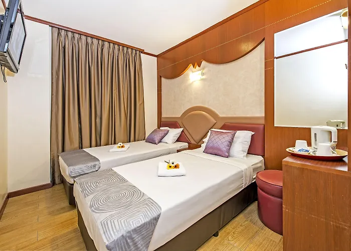 Hotel 81 Palace - NEWLY RENOVATED Singapore