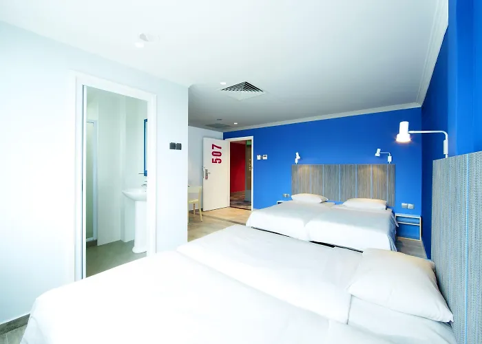 Pet friendly Hangout At Mt Emily Singapore