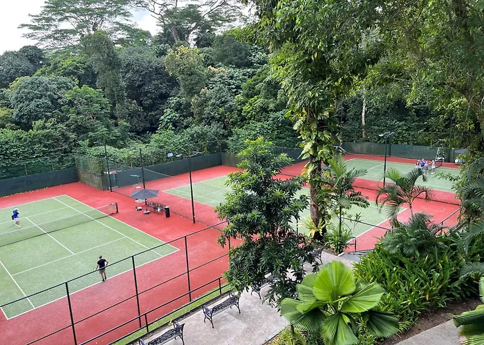 Hollandse Club Retreat Hotel Singapore