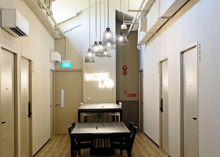 St Signature Jalan Besar, Short Overnight, 13 Hours, 6Pm-7Am 新加坡