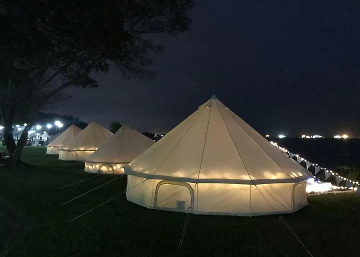 Pet friendly Glamping Kaki - Medium Bell Tent Singapore